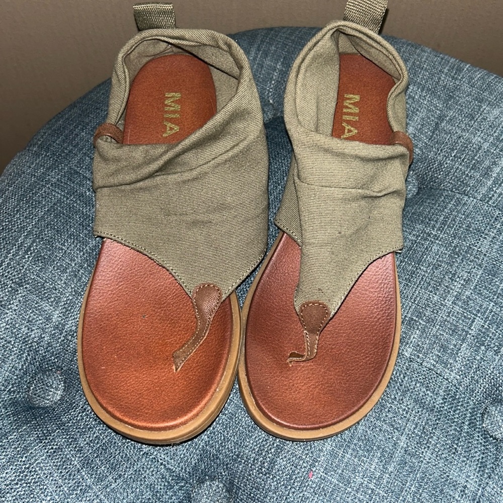 Women’s Sandals